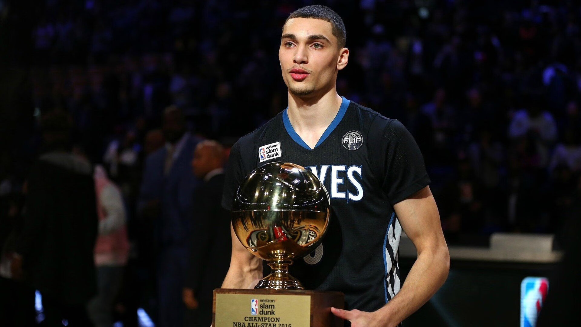 历史大事:NBA史上最具传奇色彩的事件,nba历史瞬间